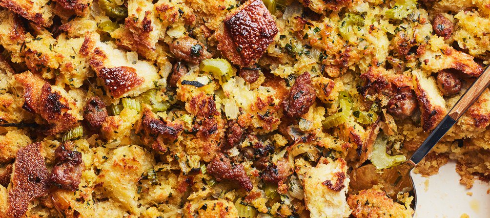 epicurious's tweet image. We stuffed our faces to find the best stuffing—and yes, sausage is crucial. trib.al/k022bIH