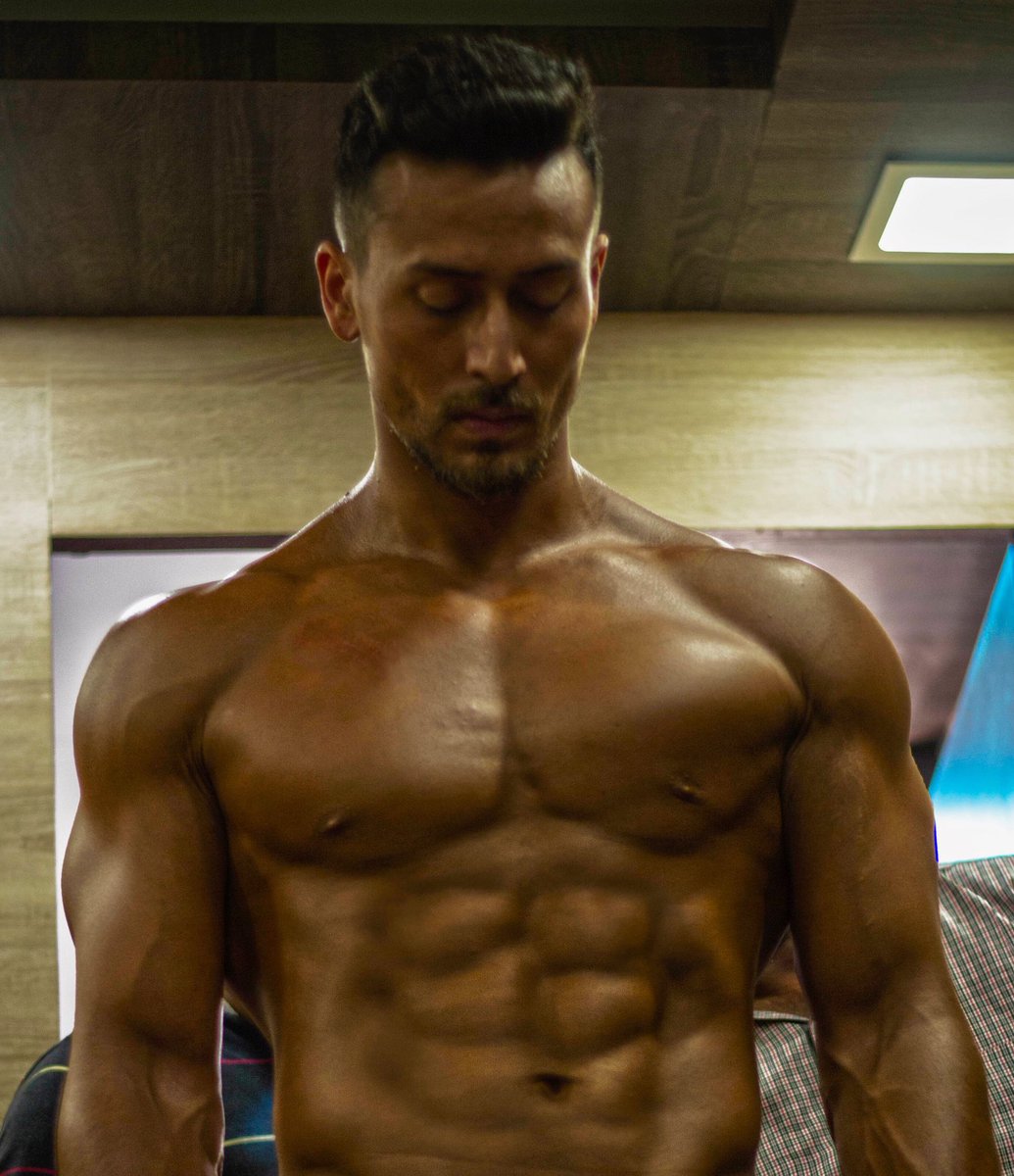 Iamshahbaz_7's tweet photo. @iTIGERSHROFF
#AMAZINGL Look https://t.co/oqm9cBPauN