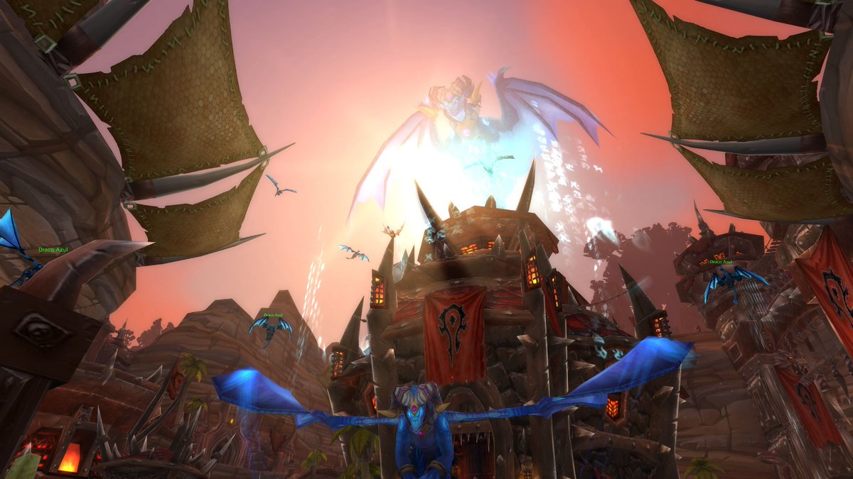 BardiuColombo's tweet photo. Finalmente terminei a quest do cajado lendário!
Olha como ficou Orgrimmar!
#Warcraft! https://t.co/79V1WihmYK