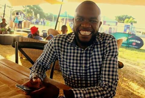 Mannoakgotla's tweet photo. Hurry to your nearest shell outlet & purchase any shell lubricant in order to stand a chance of winning an awesome tool set
A re leseng go ntsha terminal ka dikgoka go nale gore o ka e repisa ka number 10 yo nonohileng
#VivoGiveAway #ShellOils https://t.co/OjW3az5rNY