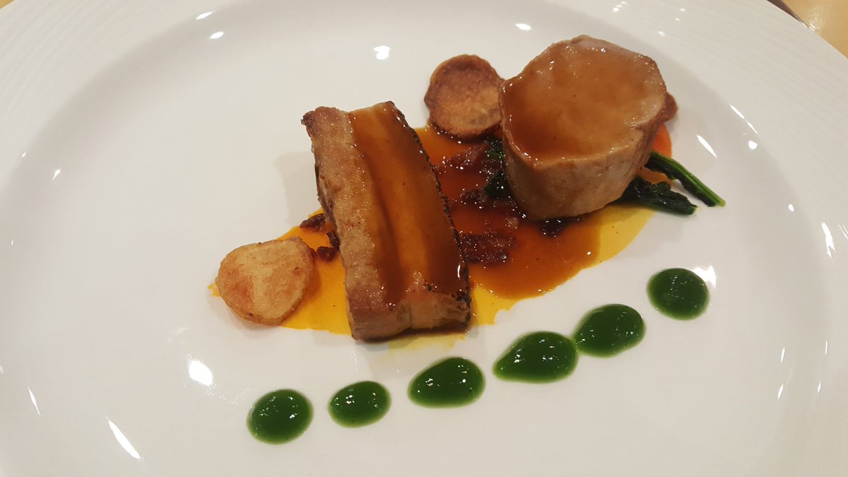 wibbsalex's tweet photo. Great lunch today cooked by @ExcChefsAcademy thank you for inviting me @andymackenzie3 #hell'skitchen @ExclusivePeople https://t.co/JTtMbHgiF0