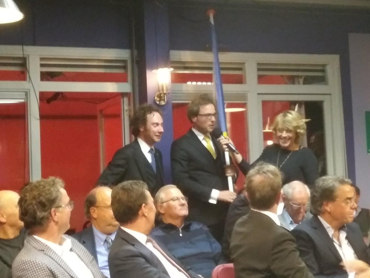 Bij #Geldersdebat #Groesbeek zijn ook de @riddersvangelre aanwezig voor lobby #stripboek geschiedenis in Duits/Nederlands