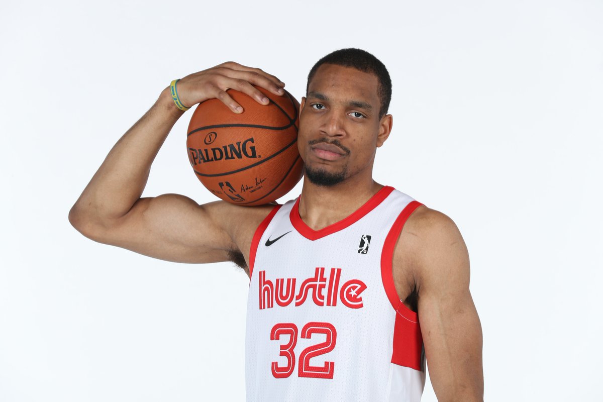 MemphisHustle's tweet photo. Our big men are holding it down through first three games of the @nbagleague season. The Hustle rank:

- 1st in rebounds (51.3) 💪
- 1st in offensive rebounds (16.7) 💪
- 1st in blocked shots (9.3) 💪 https://t.co/XS10jhrwRG