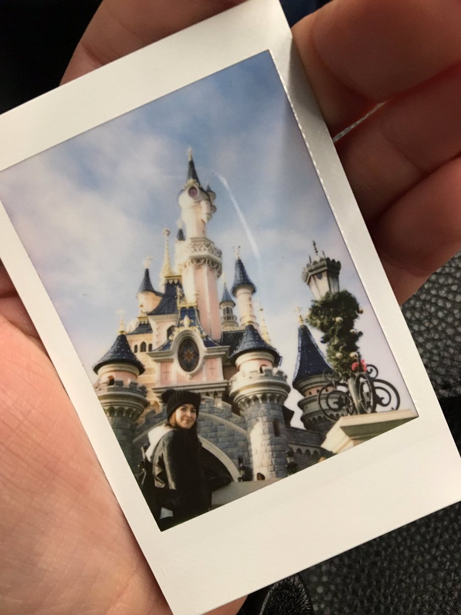 Vicky_FitzGee's tweet photo. Just a quick question @Disneyland @WaltDisneyWorld @Disney don't you think I should be a feature in your brochures? #disneymodel https://t.co/ijfYFGRhKr