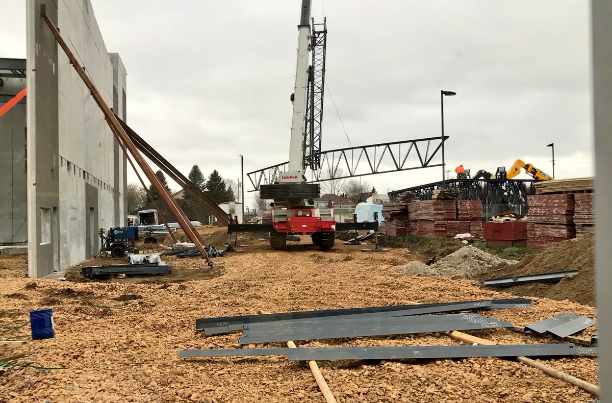 swchsstars's tweet photo. One of many truckloads of trussings arrived today for our roof! #SWBuildingExpansion https://t.co/a4cMm7gwAB