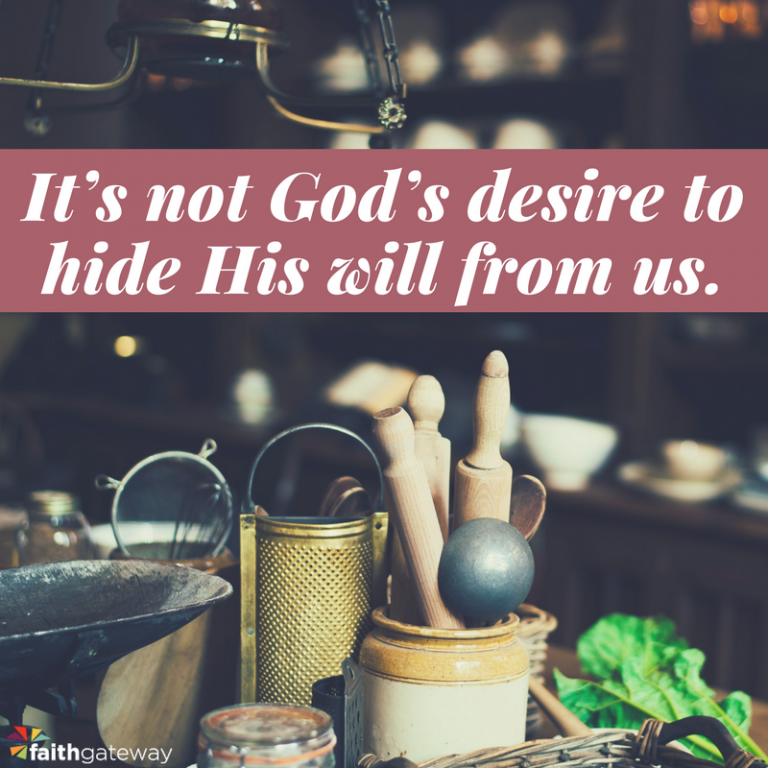 ThomasNelson's tweet photo. Do you wonder what God has to say about your particular situation? Head over to @faithgateway for an encouraging #DevotionalsDaily ➡ https://t.co/khlKZPiZCi https://t.co/aJc2jwUUrq