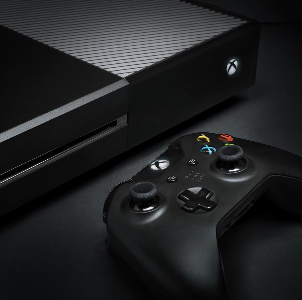 AceyBongos's tweet photo. So many birthdays today!

Xbox Live is 15 🎉
Halo: Combat Evolved is 16 🎉
And the Xbox console is 16 too 🎉

Did anyone bring cake? 🎂 https://t.co/SCFkNJuLHB