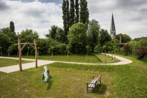 Interwaas tweet media