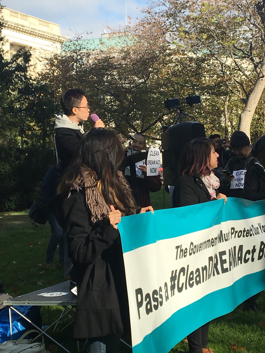 APALAnational's tweet photo. “I want my heart to go to others who live here. The American dream and the DREAM Act go hand in hand.” 🙌🏼🙌🏼🙌🏼 #CleanDREAMAct #AAPIs4DREAM https://t.co/Xpi9WTk40c