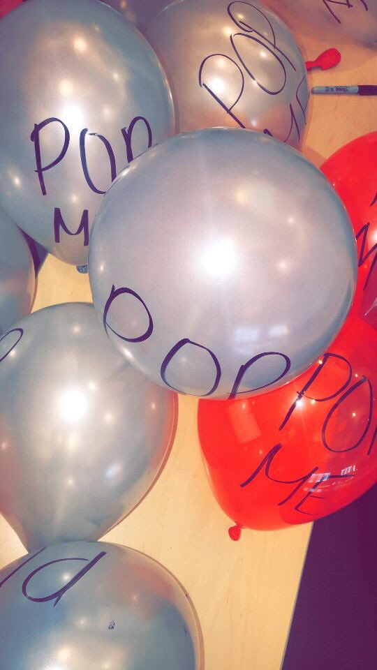 RetroMo_UCM's tweet photo. **POP FOR A CAUSE**
Stay on the lookout for balloons around campus! If you find one, pop it for your chance to win an exclusive discount on our Evolution of the Mule shirt! All proceeds go to Village Hospice! https://t.co/8BRVuy6Bd8