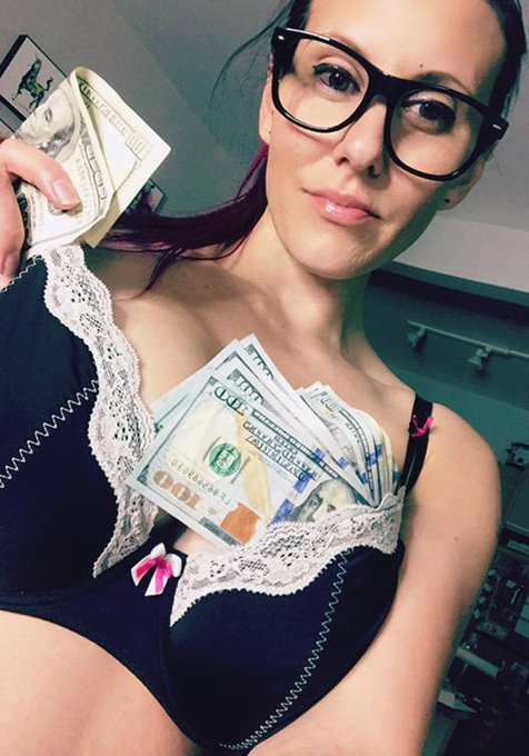 Fuck you. Pay Me. https://t.co/cT5fkaRnXv #Money https://t.co/UgGDqPOEuZ<a href="/tag/money"class="tags">#Money</a>