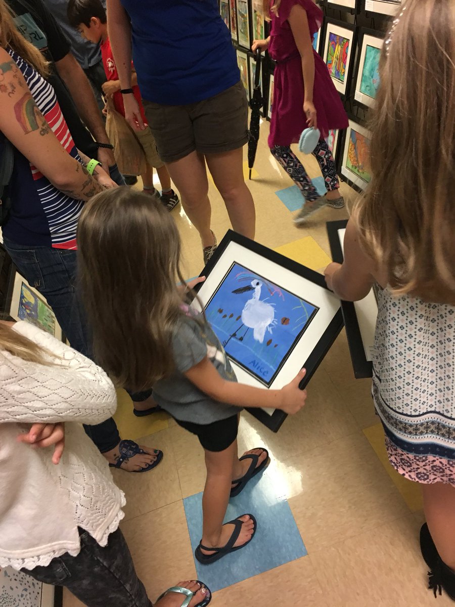 mariecuz's tweet photo. Families engaged at our annual #steam open house #engineeringchallenge #Robots #musicians #art show #learnand grow https://t.co/lEh7MhbVgN