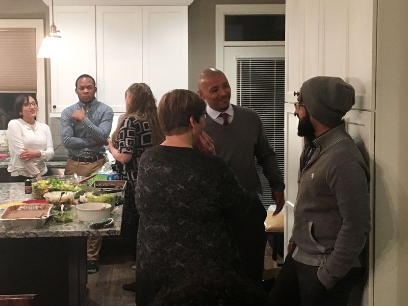 MetroStateSen's tweet image. Senate Admin Dinner 2017

#metrosenate #metrostate #senators #dinner