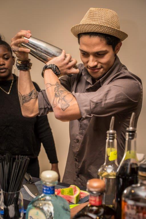 WorldClassUS's tweet image. Dealer's Choice Bar Lab offers hands-on practice and peer-to-peer judging!  #worldclassus #worldclass2018 #diageo Cred: @rgfilmphoto