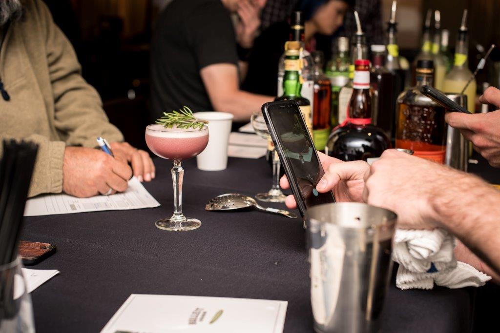 WorldClassUS's tweet image. Dealer's Choice Bar Lab offers hands-on practice and peer-to-peer judging!  #worldclassus #worldclass2018 #diageo Cred: @rgfilmphoto