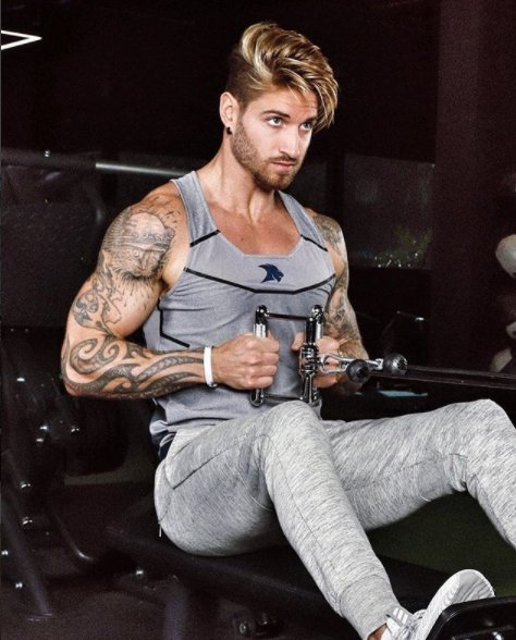 ScotchandShadow's tweet photo. Depressed? Work out. It helps. #Workoutwednesday https://t.co/xPk4J56l6W