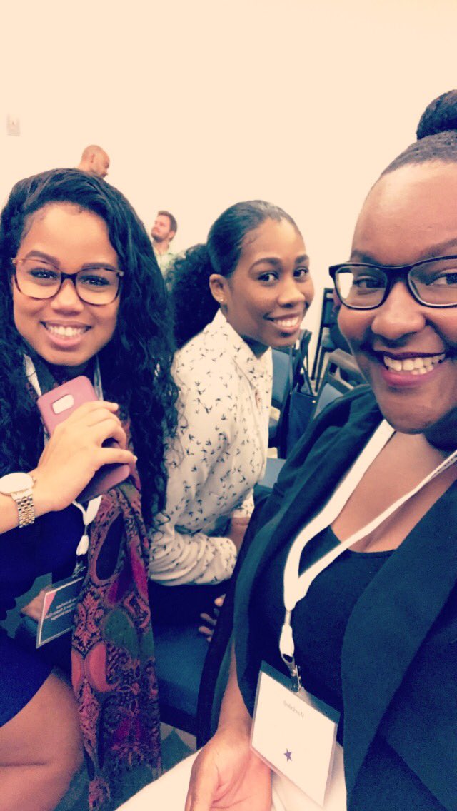 verver16's tweet photo. Break time aka selfie time. #BTASummit17 https://t.co/wFefgTjFox