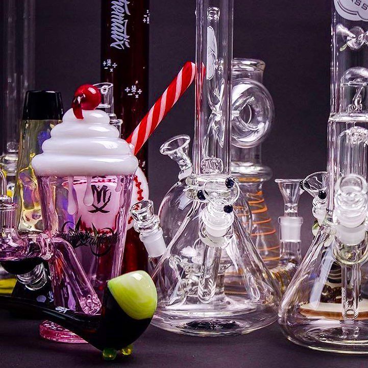 PipelineDistro's tweet photo. 🚨New shipment drop!!🚨 @brotherswithglass just got all the #MX #NewNew go to there website and check it out before its #SoldOut 💯
#DoTheMat… https://t.co/Ktn6AcBH1i