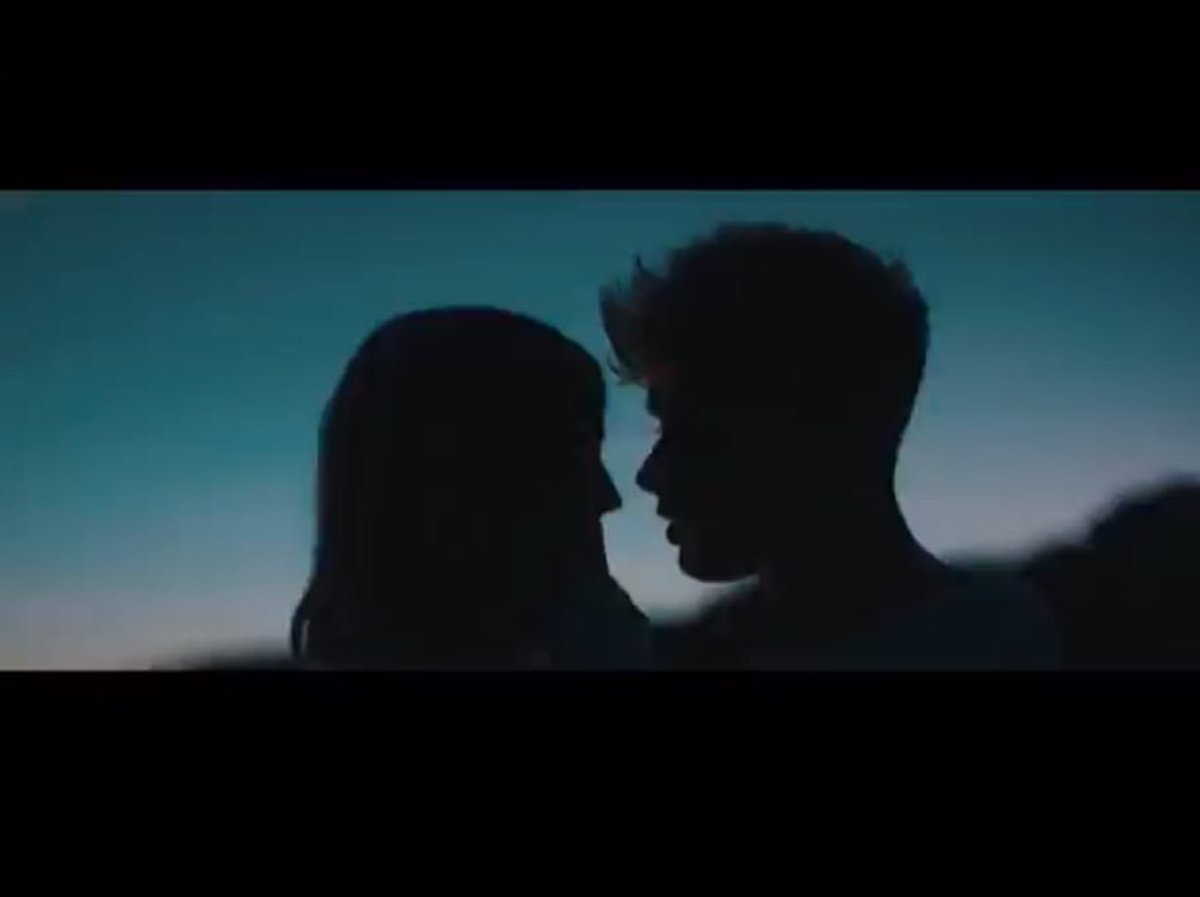 HRVY's tweet photo. This is kinda cute I guess ☺️ https://t.co/1BFQ2zrg3E