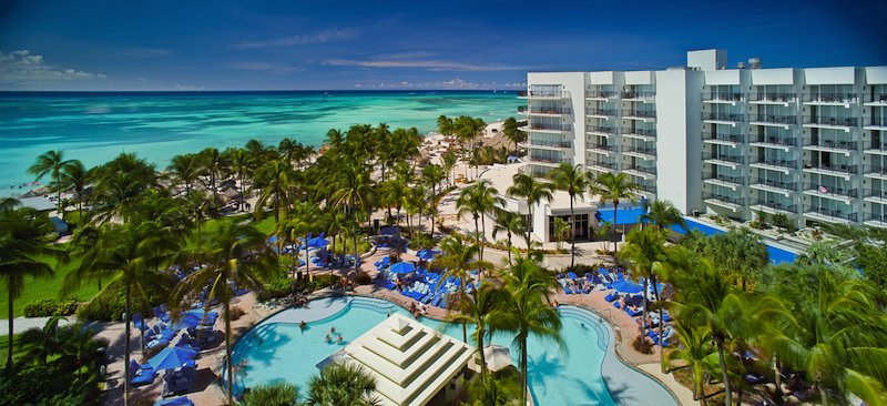 Looking forward to seeing you tonight for lights bites &amp; drinks at the   <a href="/arubamarriott/">Aruba Marriott</a> #onehappyislandhappyhour!