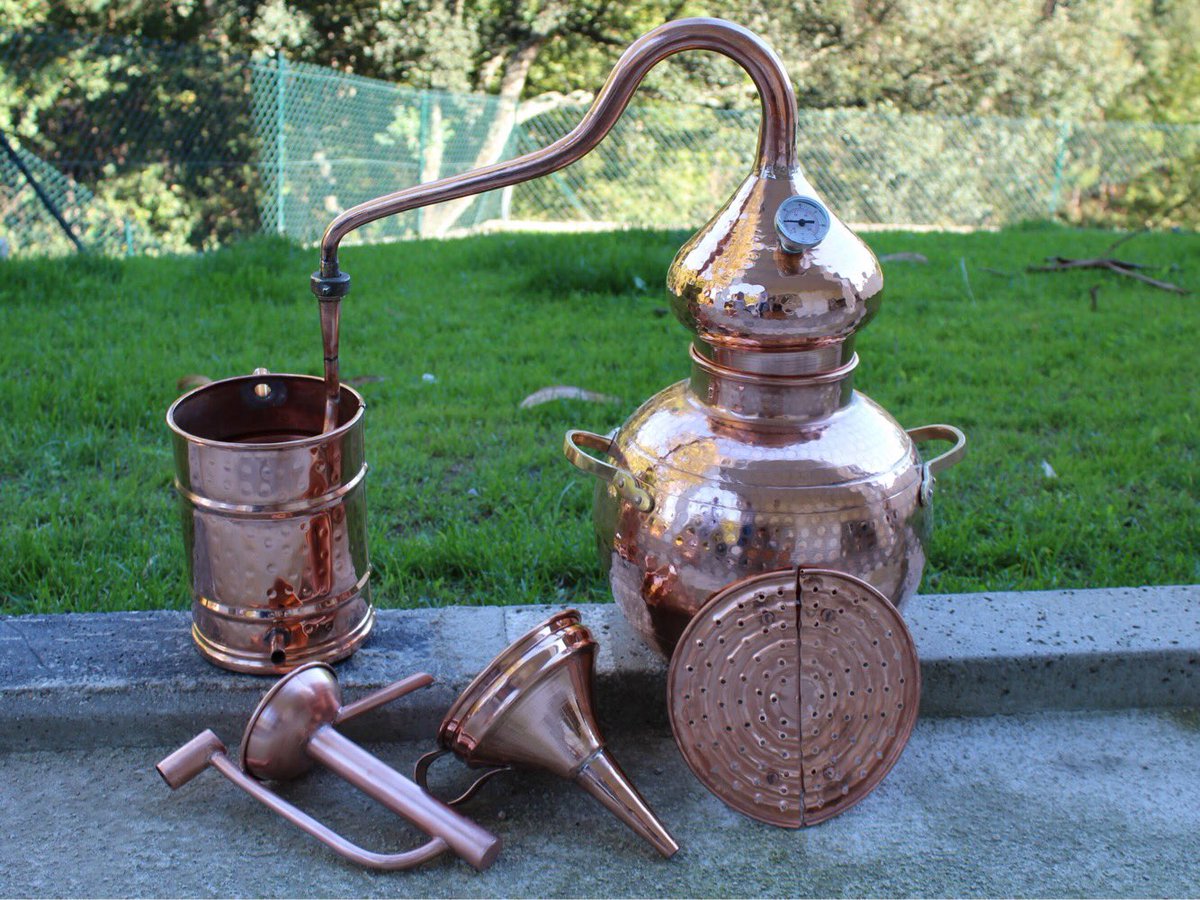 copperbrothers's tweet photo. Complete distilling kits with everything you need to get started now available at #CopperBrothers #copper #copperbros #distilling  #completekit #portugal #alcohol #spirits #whiskey #grappa #brandy #artisans #alembic #still #moonshine #moonshiners https://t.co/DdhmvBOOU4 https://t.co/lqhz8oQCCb