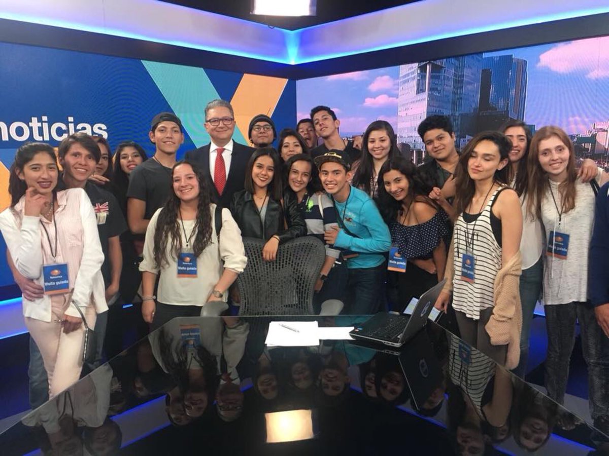 maxramirezs's tweet photo. #Televisa #justosierra https://t.co/Q9xhwESSdU