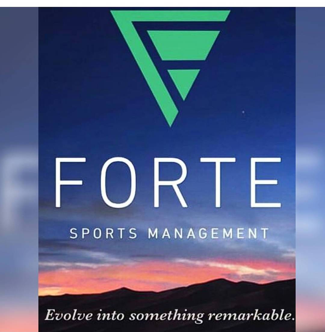LilyPartridge01's tweet photo. ๐ฅNEWS FLASH!๐ฅ
Pleased to announce I'm joining @fortesportsmgmt . A company I am very proud to be a part of!
AND AND...
I am looking forward to competing @OfficialBigHalf in March 2018 in preparation for my first @LondonMarathon experience in April!!
#FORTEMgmt #VLM2018 https://t.co/ZbUyZUqyWm