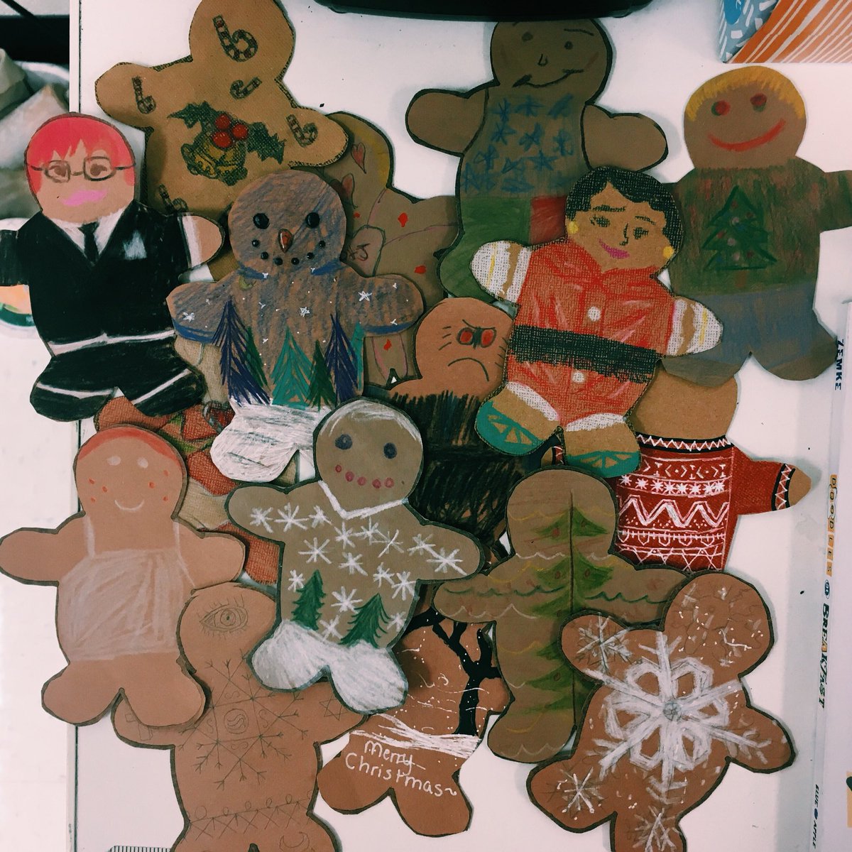 Gingerbread men! CVHS is participating in a county-wide contest for best design. The winning school gets free gingerbread cookies for all students! Have a design? DM us to learn how to enter it!