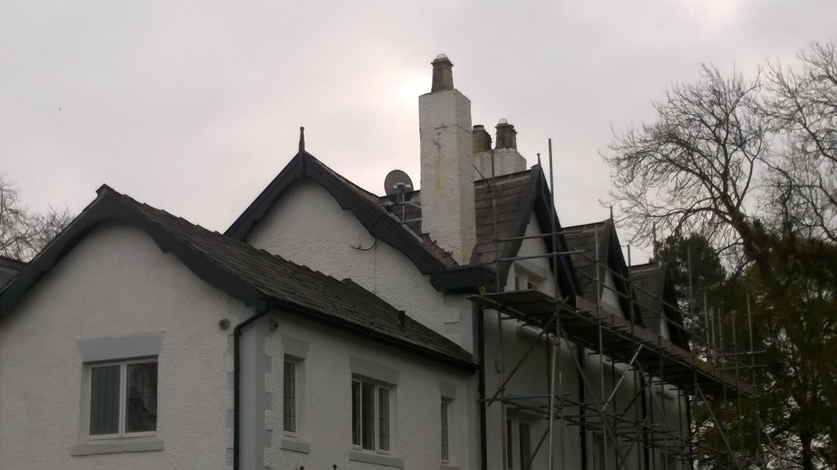 5A5DIGITAL's tweet photo. Rusty old aerial removed and replaced with new aerial/sky dish https://t.co/evHY20zp5a