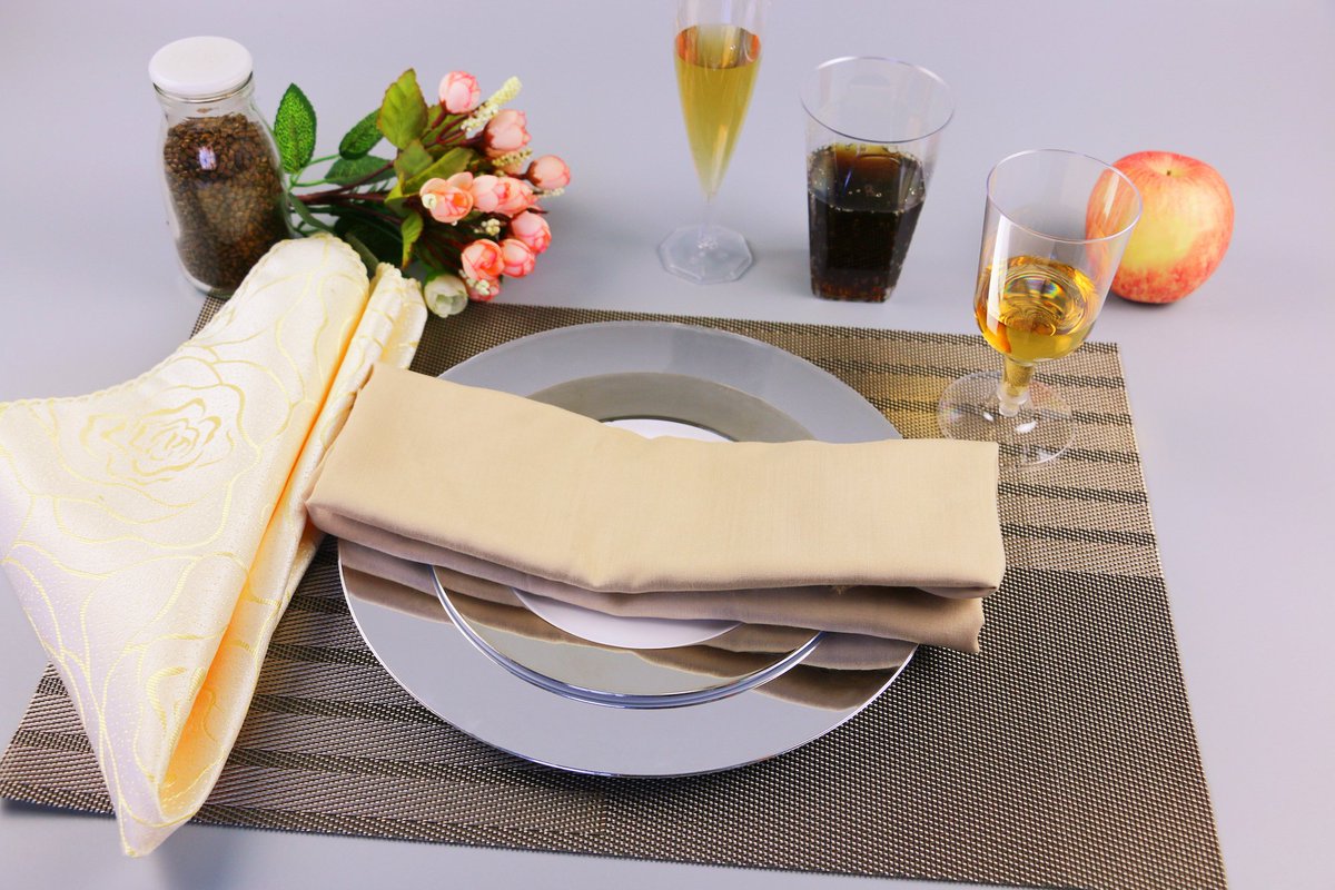 chef_handler's tweet image. #AmericaRecyclesDay is important to us. All our lines are recyclable &amp;amp; made to make a statement! Shop now at: ss1.us/a/reZWTJ3V