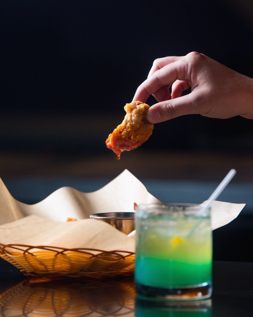 These Hooly Bites are hella good! Panko battered white breast chicken chunks with our signature Hooly Sauce for dipping.

#omnomnom #foodporn #hamont #hamonteats #hamontfoodie #humpday #humpdayhappiness