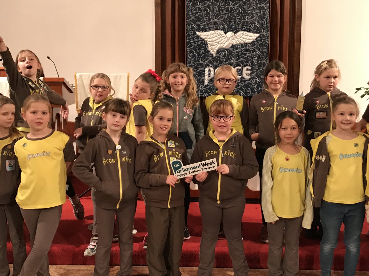 41st_rdale's tweet photo. @YourUKParl Brownies had a mock election today and decided what rules they would have if they where Queen of an island. @Girlguiding_LSE 
Great resource we are using it again next year as the girls have asked to do so. #ParliamentWeek2017 https://t.co/8MIxCX0S3I