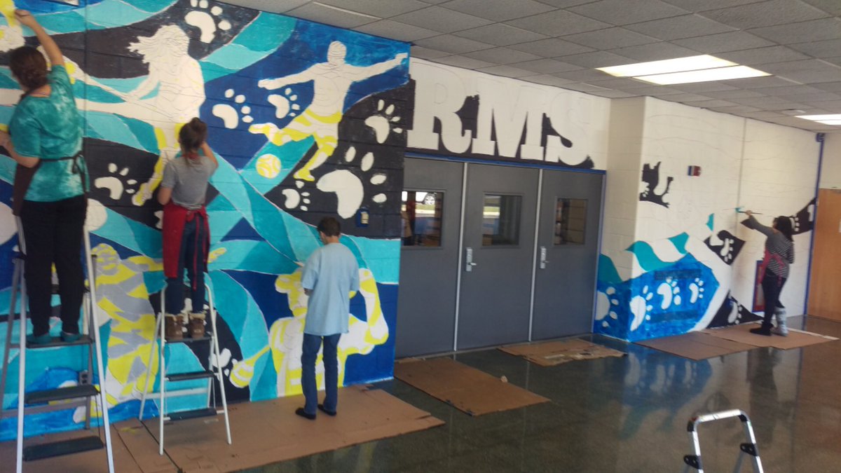 RomboutMS's tweet photo. #RMSmuralproject Day 3 and everything is really coming to life! Just amazing to see the changes each day! @joepimentelart https://t.co/XtnU0hZhVo