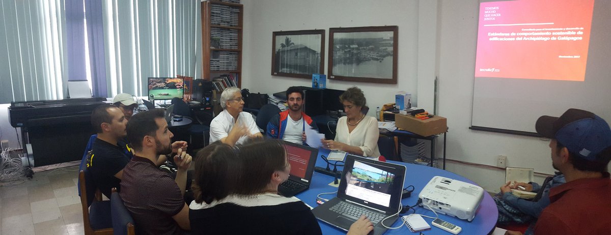 tecnaliaecuador's tweet photo. El Municipio @gadsantacruz ubica al equipo @tecnalia en la realidad de las islas #Galápagos iniciativa #Edificaciónsostenible del #PLANEE Plan Nacional de #EficienciaEnergétic @EnergiaEc https://t.co/GLHCjGOSMO