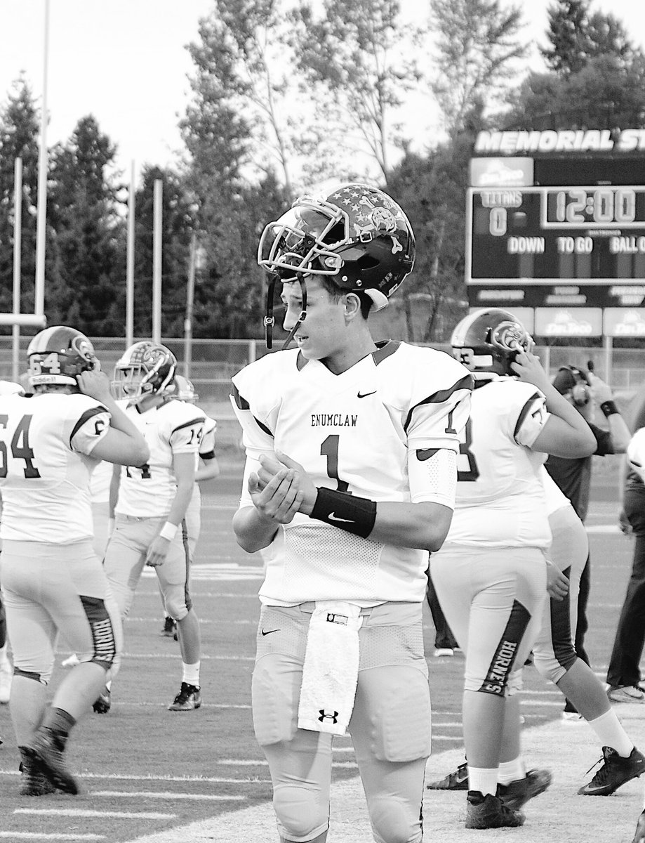 Extremely honored to receive First Team All-League Quarterback🙌🏽 couldn’t have done it without such an awesome team and community.