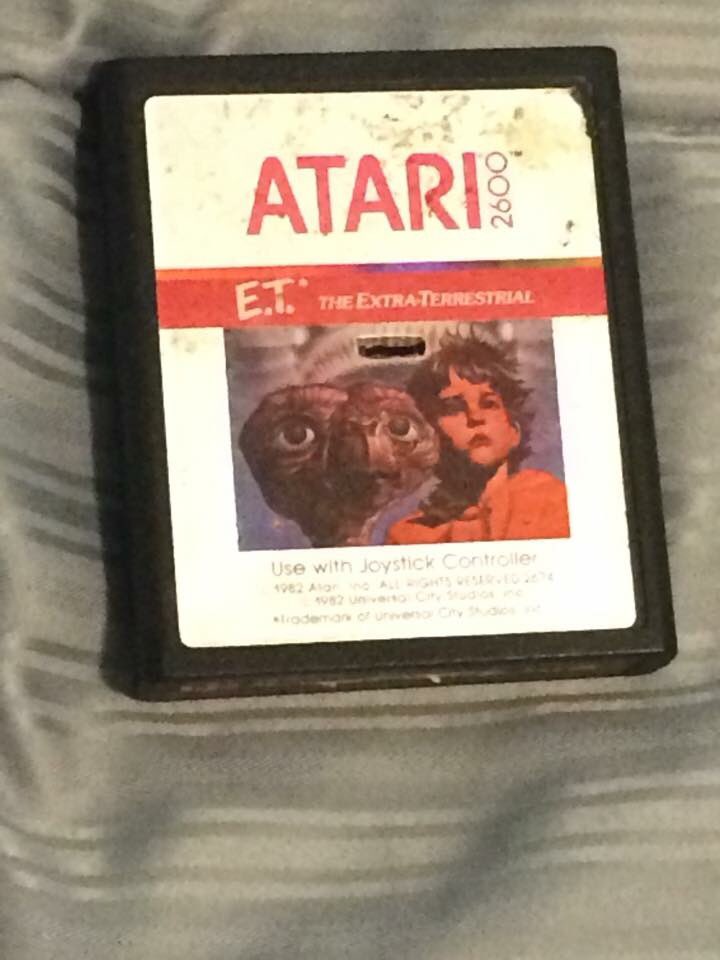 clock_tower14's tweet photo. @adamfgoldberg here is my original unburied ET Atari cartridge. After this evening’s episode. Hello from Philly! #etatari #TheGoldbergs https://t.co/zLiKgjoZq1