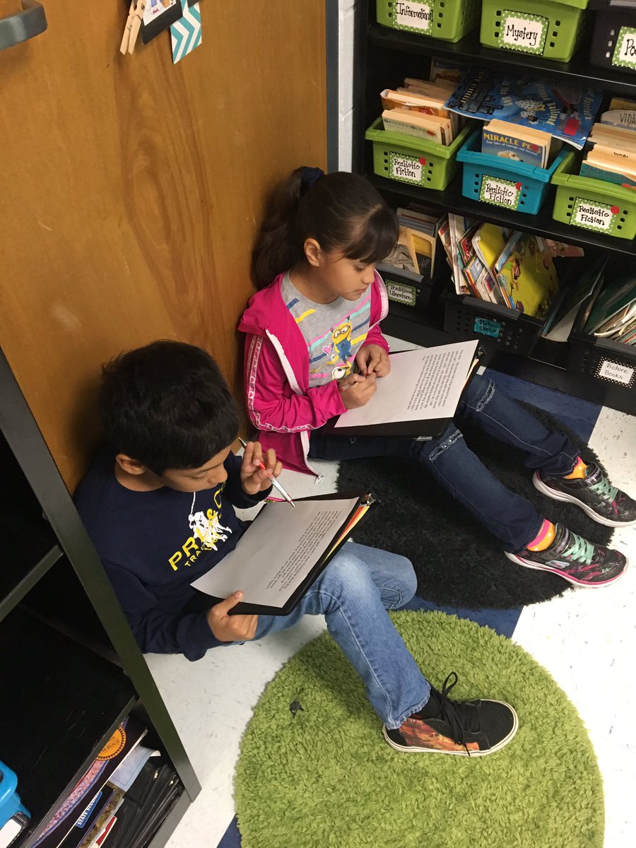 aprilvidal9241's tweet photo. Revising and editing with a writing buddy #michaelinspired #vidal17 https://t.co/moVzVGIisv