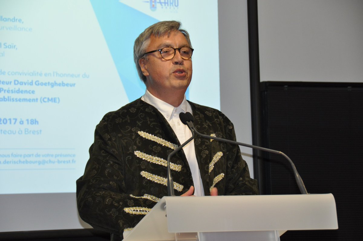 10 ans à la présidence de la CME du @CHRU_Brest. 10 années offertes à la communauté médicale pour le bien de tous. Un discours mémorable et brillant pour clôturer un décennat qui le fut tout autant. Merci cher Pr Bertrand Fenoll.