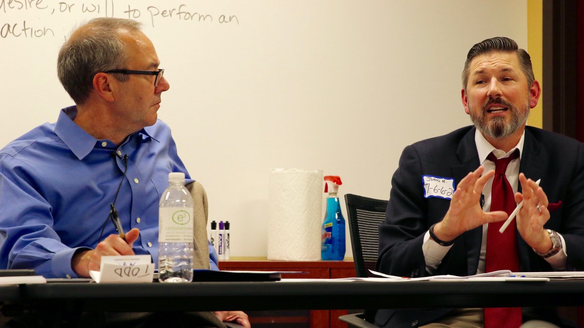 FACrusade's tweet photo. Discussion with Todd L. and John M. #GSD #thinkdifferently #Entrepreneur #e3nation @e3wealthSTL https://t.co/jj7AV2VmIh