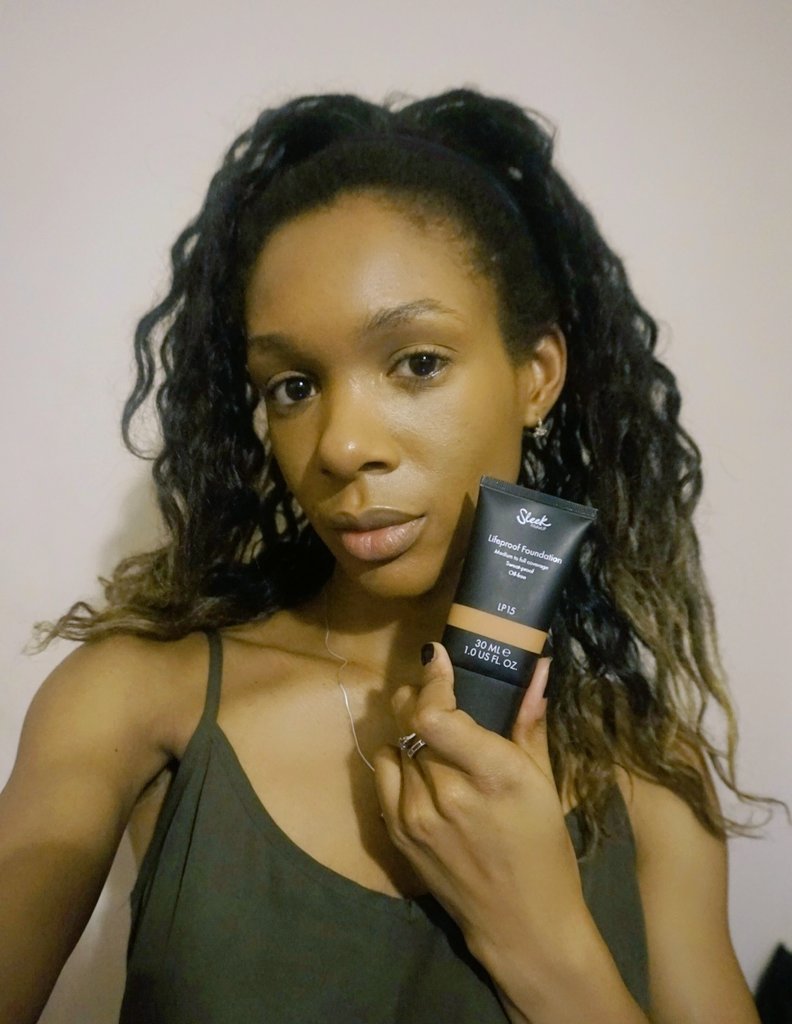 JustNadiene's tweet photo. Winter skin means have to switch to @SleekMakeUP lifeproof in the shade LP15 #sleekmakeup #lp15 https://t.co/uwnRUoKitD