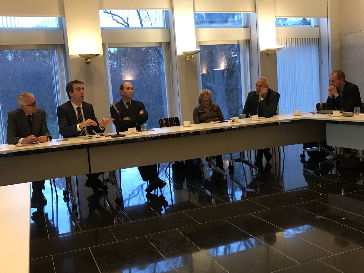 Overleg met stafleden NL ambassade in VS over economische relatie NL en VS. 
NL is een van de toplanden die in de VS investeren. Belangrijke relatie die al eeuwen terug gast.
<a href="/bizseminar/">BIZ-platform NL</a> <a href="/BusinessParkMag/">BusinessParkMagazine</a> <a href="/NFIA_USCanada/">NFIA North America</a>