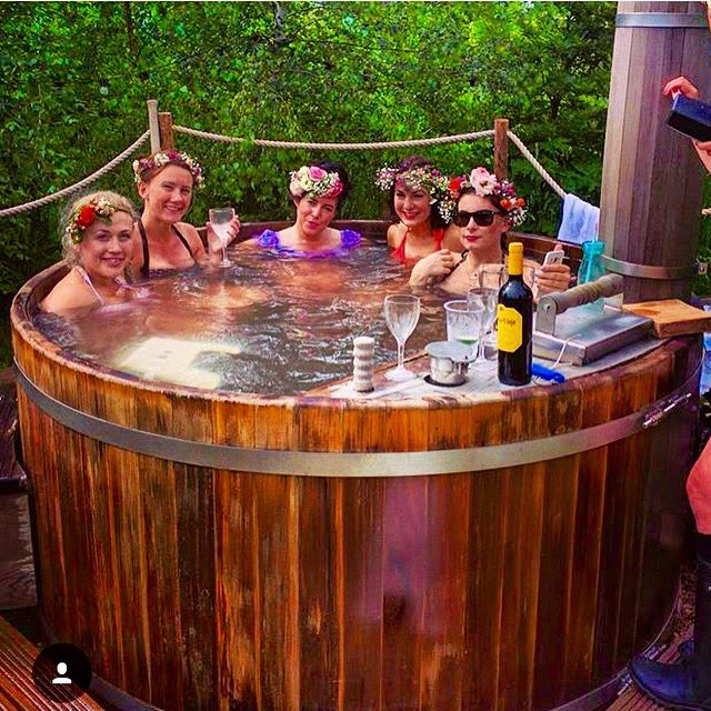 The perfect #henfest location with Bell Tent accommodation,wood Fired Hot Tub,firepit,food menu and it’s all Exclusive to you!#weddinghour #henorstaghour #staffordshire #derbyshire #glamping #henparty #bridetribe #hendo #hencamp