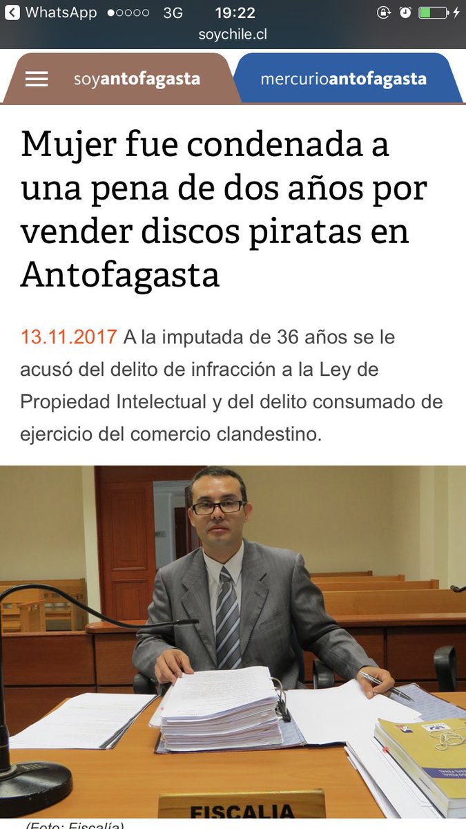 tv_monica's tweet photo. Contra una vendedora de CDs piratas: todo el rigor de la ley,  querella del SII y 2 años cárcel. En platas políticas SII paró querellas. https://t.co/0ZsgHQsops