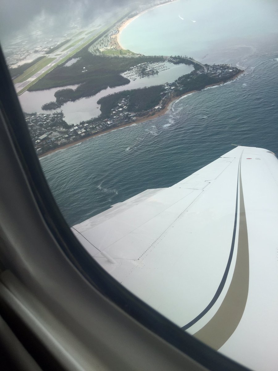 ElizabethHodgi1's tweet photo. There's still so much rebuilding to do in PR . #acuteair #flightmedic https://t.co/jh7kherCbF