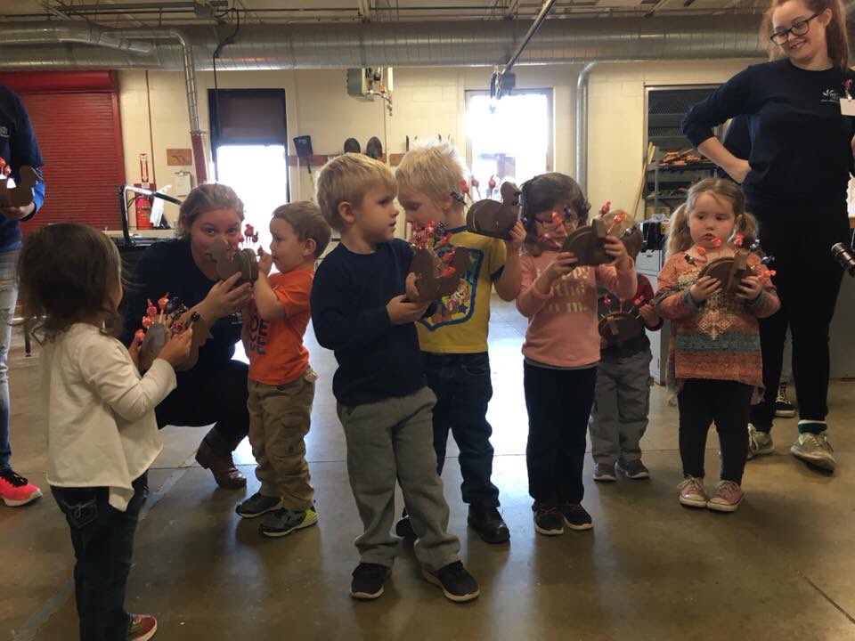 TriCoCC's tweet photo. Always a great time having the Hocking Valley Day School children work in our #Carpentry lab to create a lollipop turkey! #growTCCC https://t.co/YHog5OhNdG