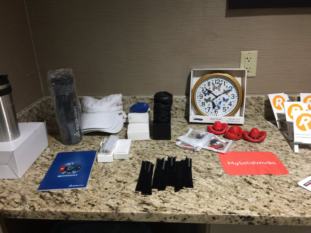 PeggyMichigan's tweet photo. NISWUG mtg getting started.#SLUGME @SWUGN @tahhhd https://t.co/7cBN45NGoy