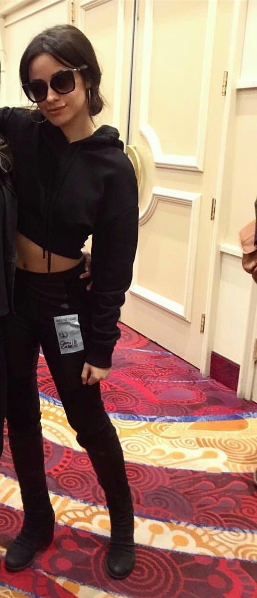 Proposito5h__'s tweet photo. O cabello tu ta muito estilo, jauregui, isso e um jogo com a gente?
PARA NÃO PODE CONTINUAR https://t.co/C5NQ0l2css