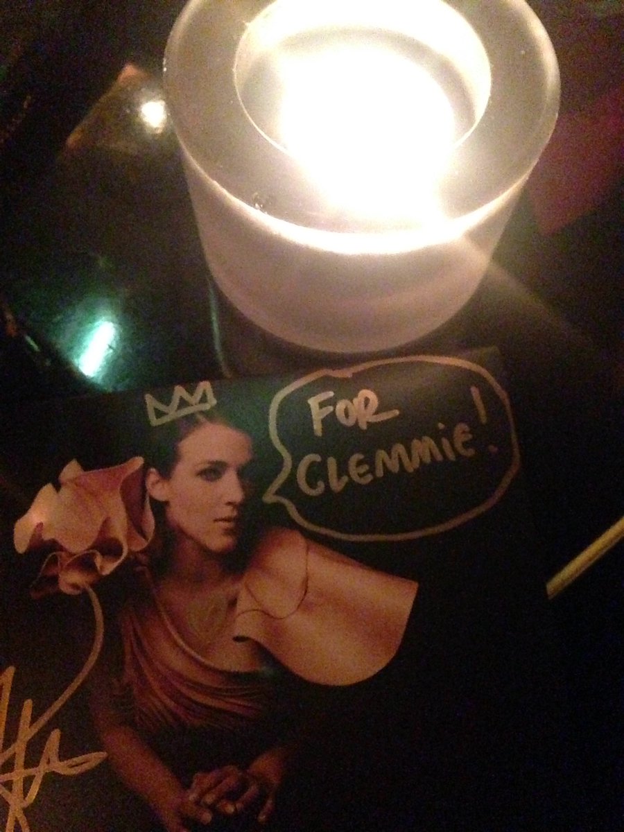 Amazing night <a href="/officialronnies/">Ronnie Scott's Jazz Club</a> with <a href="/beccastevensbsb/">Becca Stevens</a> #woopers #whatsitabout #embarassingsisters