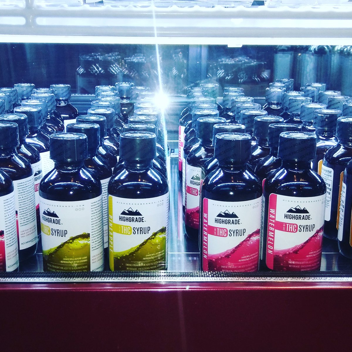 GHLabsDenver's tweet photo. Highgrade Syrup Available at GENERATION Health
https://t.co/Piz0ac9mpX
# wow #grape #cherry #simple #watermelon #pineapple #yum #😋   #icecold #GhLabs
 #newlocation #art #bevarages #drank #dank https://t.co/duRfJUQ79a