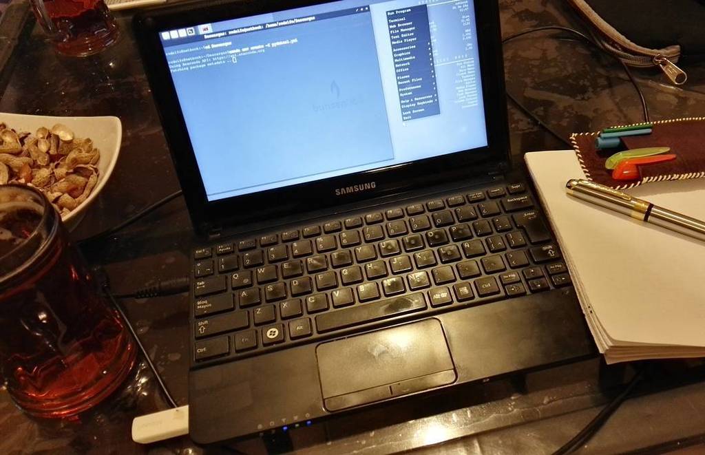 biorers's tweet photo. Y aquí estamos... Preparando todo para el día de mañana #PyDataSL... :)
.
.
.
#PyData #python3 #python #anaconda #linux #gnulinux #bunsenlabs https://t.co/uaGA3QSlD6 https://t.co/oRjzaJIB24
